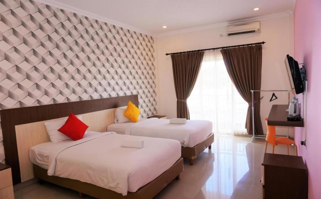 Oyo 90473 Gowin Hotel Kuta Lombok Esterno foto